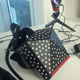 Illustration for article titled Valves VR Headset Looks (And Sounds) Really Cool